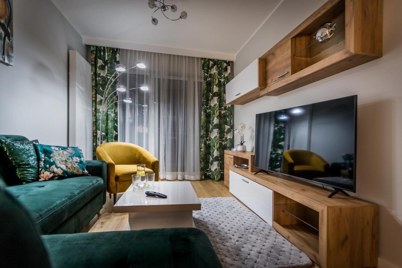 Resinest Apartamenty Jurowiecka J15 Μπιάλιστοκ Εξωτερικό φωτογραφία