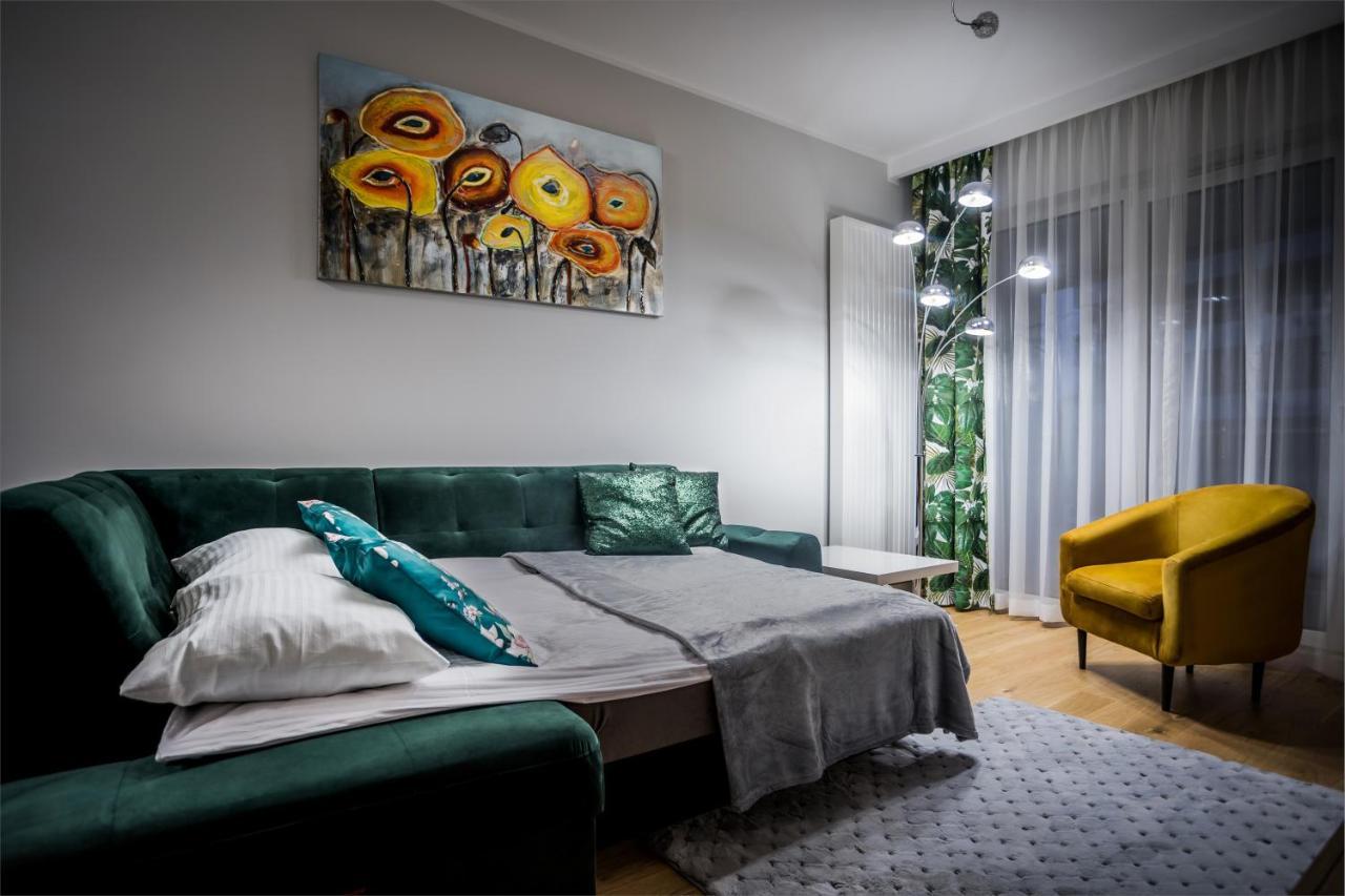 Resinest Apartamenty Jurowiecka J15 Μπιάλιστοκ Εξωτερικό φωτογραφία